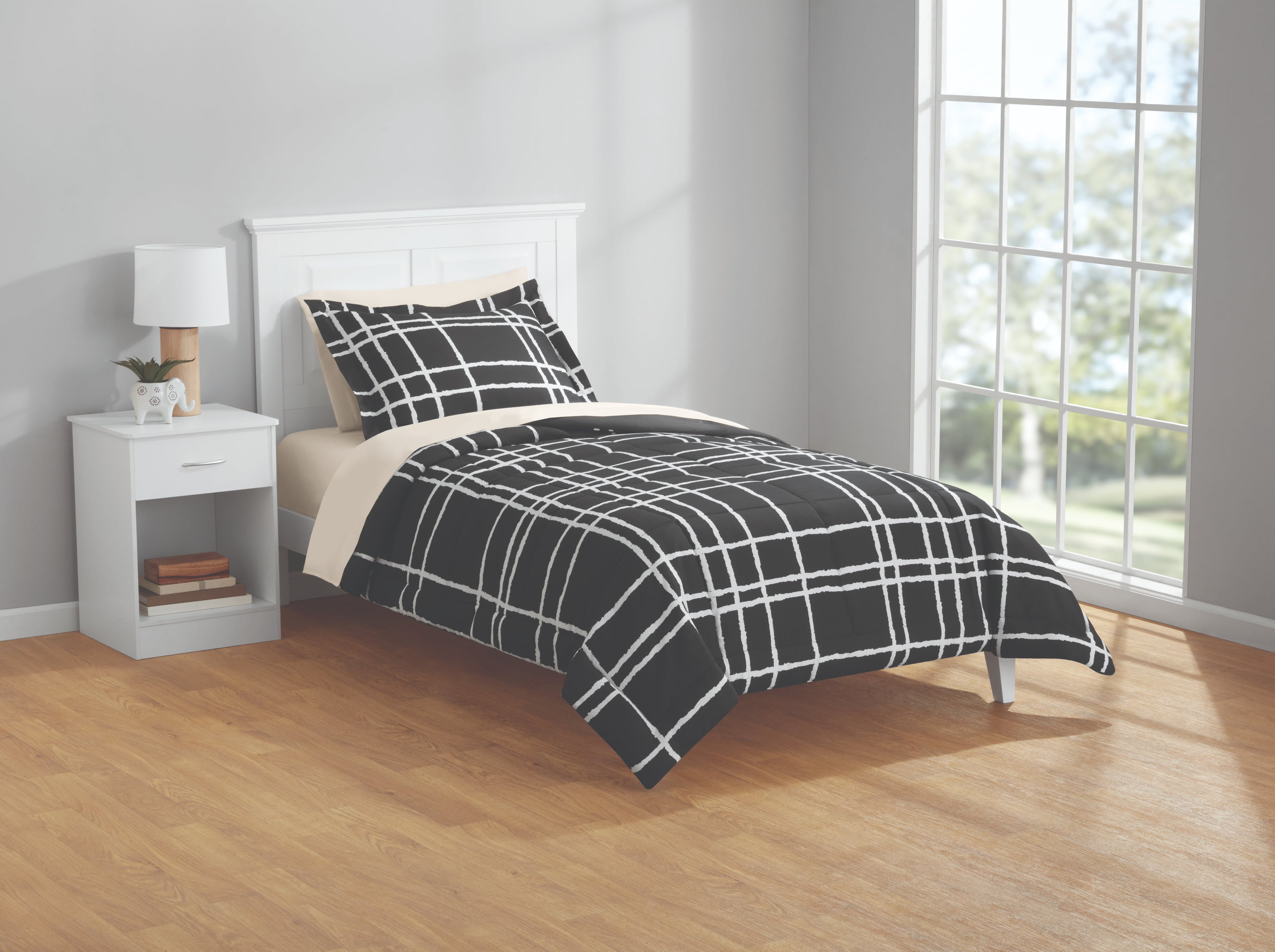 Mainstays 7-Piece Reversible Bed in a Bag Comforter Set with Sheets, Pink, King