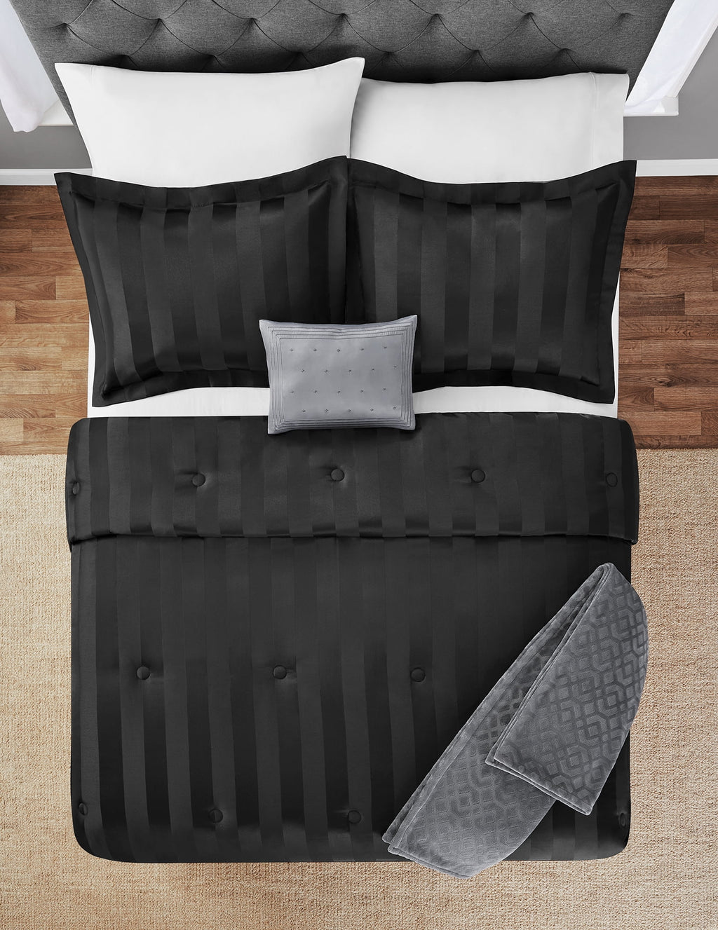 Mainstays Rich Black 5 Piece Damask Stripe Comforter Set, Full/Queen, Adult, Unisex